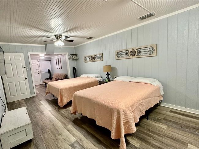 3302 Surfside Blvd, House other with 4 bedrooms, 3 bathrooms and null parking in Corpus Christi TX | Image 8