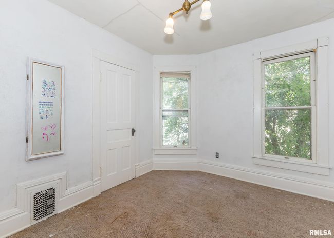 401 W Court St, House other with 4 bedrooms, 2 bathrooms and null parking in Cambridge IL | Image 18