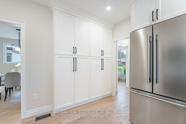531 King St E, House other with 3 bedrooms, 2 bathrooms and 5 parking in Oshawa ON | Image 15
