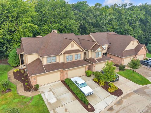 5353 Royal Vale Lane, Dearborn, MI, 48126 | Card Image