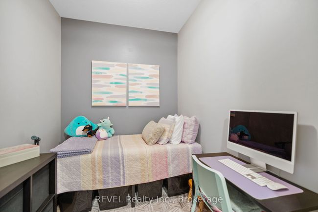 410 - 16 Concord Pl, Condo with 2 bedrooms, 1 bathrooms and null parking in Grimsby ON | Image 25