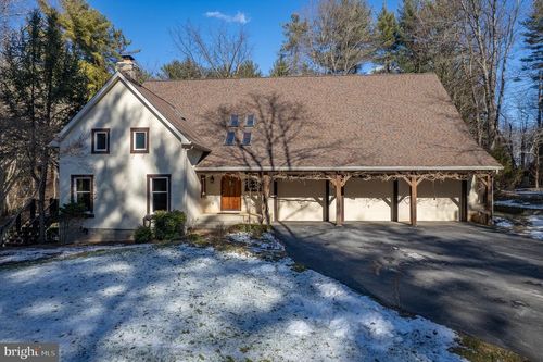 12834 Jesse Smith Rd, Mount Airy, MD, 21771-5926 | Card Image