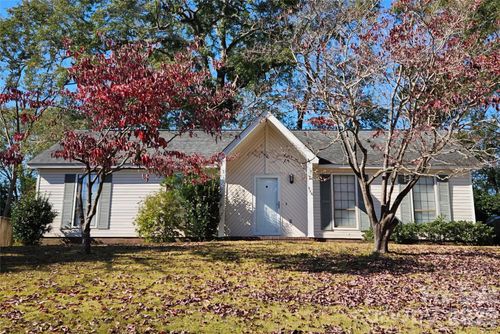 526 Hillcrest Dr, North Augusta, SC, 29841-4431 | Card Image