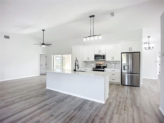 142 Broadmoor Ln, House other with 4 bedrooms, 2 bathrooms and null parking in ROTONDA WEST FL | Image 10
