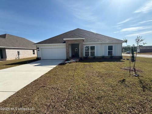 14208 Quill Ave, Biloxi, MS, 39532-1001 | Card Image