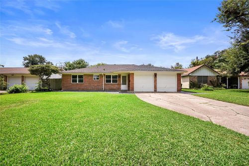 9631 Truscon Dr, Houston, TX, 77080-5324 | Card Image