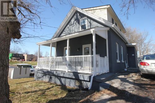 upper-12 Weston St, London, ON, N6C1R1 | Card Image