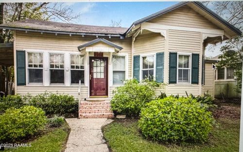 129 Tennis St, Opelousas, LA, 70570-4990 | Card Image