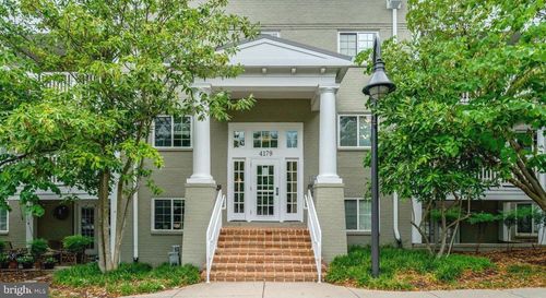 302-4179 S Four Mile Run Dr, ARLINGTON, VA, 22204-3979 | Card Image