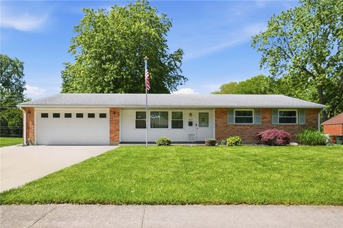 4813 Bonnie Rd, Kettering, OH, 45440-2124 | Card Image