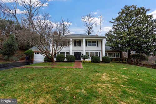 7204 Regent Dr, ALEXANDRIA, VA, 22307-2043 | Card Image