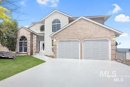 2975 Dove Dr, Clarkston, WA, 99403-1677 | Card Image