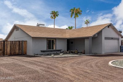 16401 N 31 St Avenue, House other with 3 bedrooms, 2 bathrooms and null parking in Phoenix AZ | Image 3