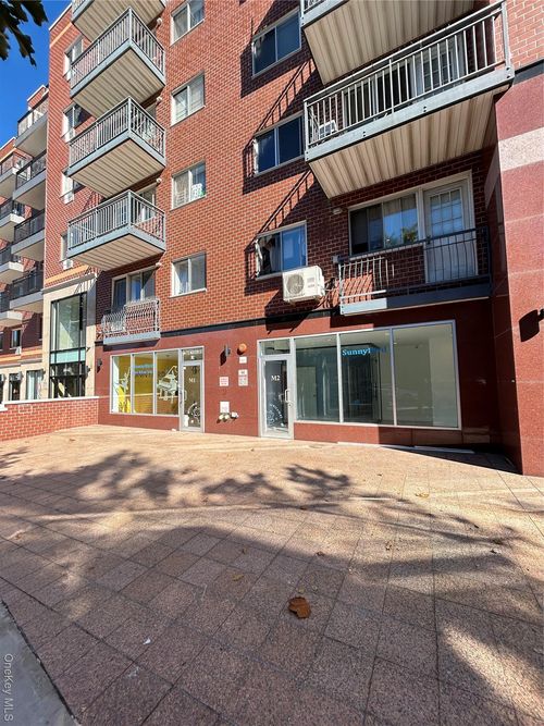 apt-m1-64 Austin St, Rego Park, NY, 11374-4192 | Card Image