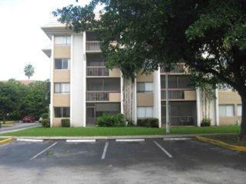 304-701 N Pine Island Rd, Plantation, FL, 33324-1354 | Card Image