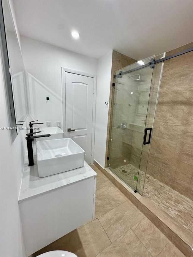 204 - 12025 Sw 10 Th St, Townhouse with 2 bedrooms, 2 bathrooms and null parking in Miami FL | Image 7