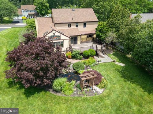 13 Colonial Dr, NEWTOWN, PA, 18940-1101 | Card Image