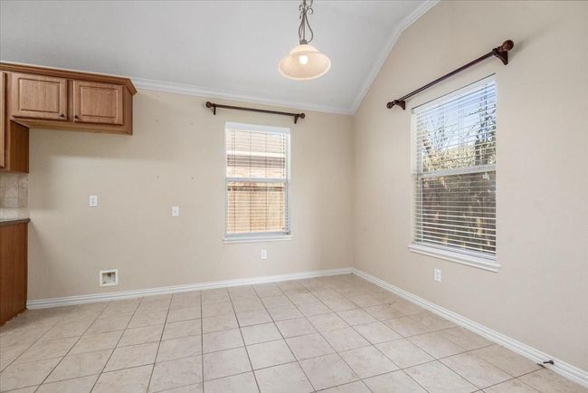 Breakfast Room off the kitchen | Image 13
