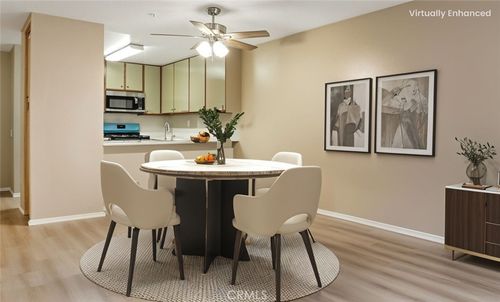apt-334-450 E 4th St, Santa Ana, CA, 92701-4743 | Card Image