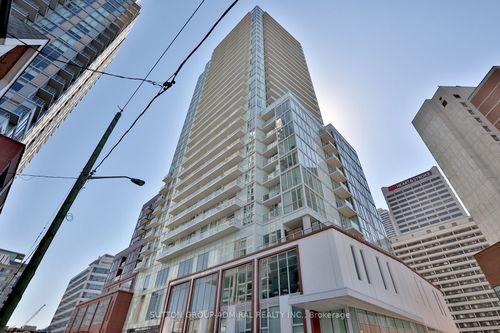 911-33 Helendale Ave, Toronto, ON, M4R0A4 | Card Image