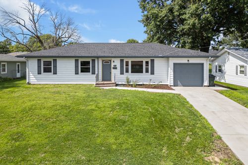 1902 W 38th Street, Davenport, IA, 52806 | Card Image