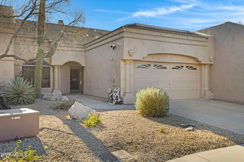 8917 E Maple Dr, Scottsdale, AZ, 85255-9105 | Card Image