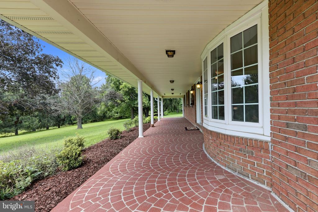 Residential in HARPERS FERRY 3