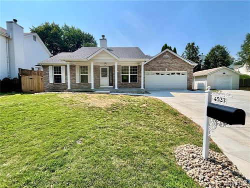 4523 Castlebar Ln, High Ridge, MO, 63049-3818 | Card Image