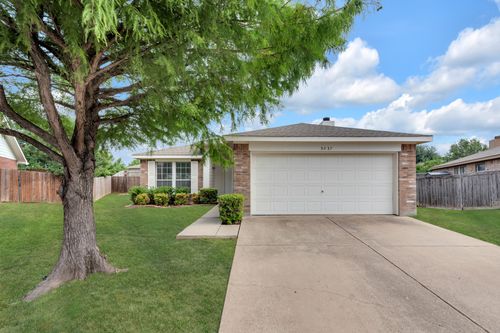 9237 Monument Court, Fort Worth, TX, 76244 | Card Image