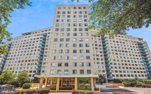 614-10500 Rockville Pike, ROCKVILLE, MD, 20852-3341 | Card Image
