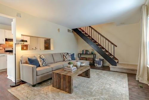 0-254 Sunset Ct, Vernon Hills, IL, 60061-1930 | Card Image