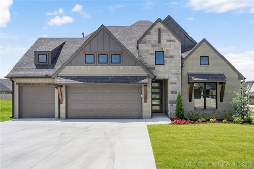 2070 E 136th St, Bixby, OK, 74008-4280 | Card Image