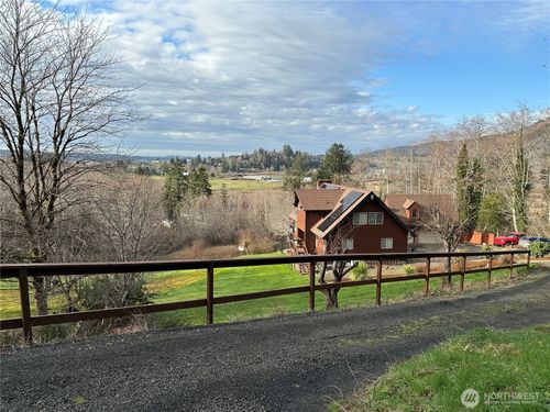 263 Raymond South Bend Road, Raymond, WA, 98577 | Card Image