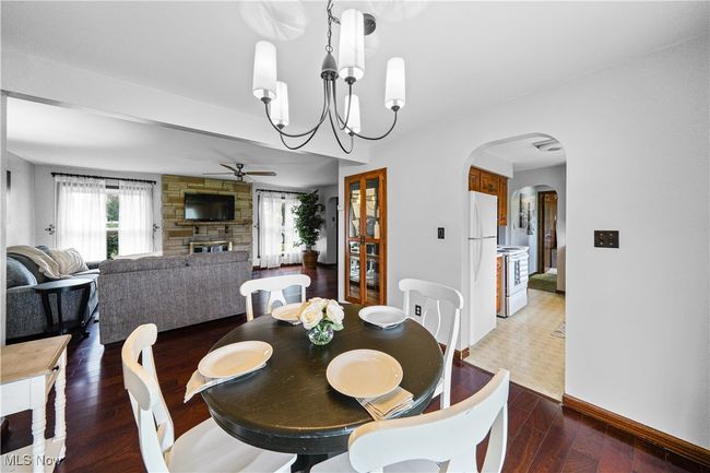 1099 E Garfield Rd, House other with 3 bedrooms, 2 bathrooms and null parking in Aurora OH | Image 11