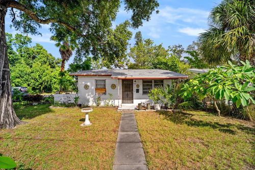 800 40th St S, St Petersburg, FL, 33711-2018 | Card Image