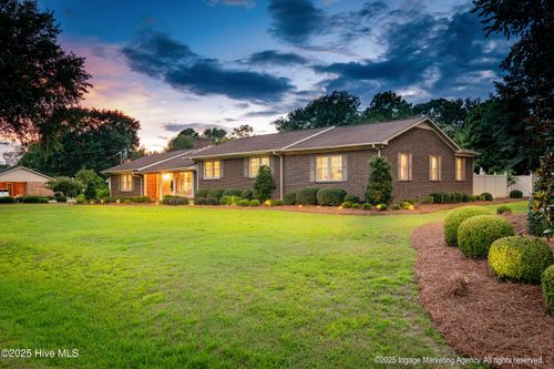 101 Edgemont Dr, Snow Hill, NC, 28580-2003 | Card Image