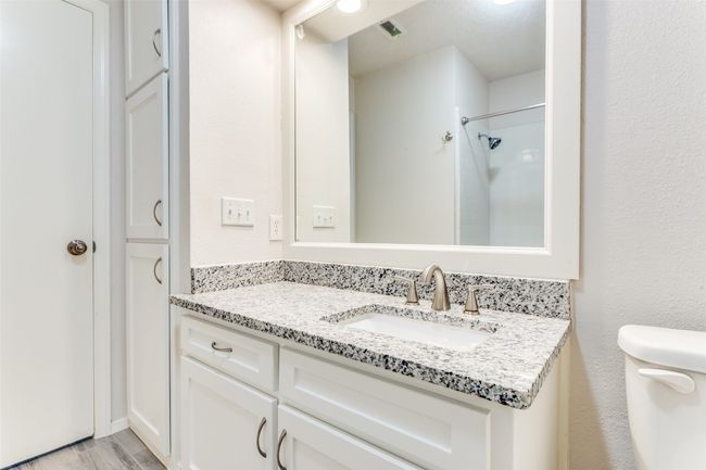 Secondary bathroom | Image 20