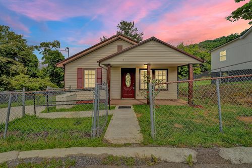 511 Patterson Ave, Pulaski, VA, 24301 | Card Image