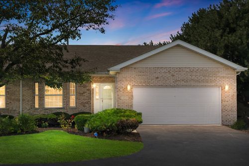 19230 Tramore Ln, Mokena, IL, 60448-8615 | Card Image
