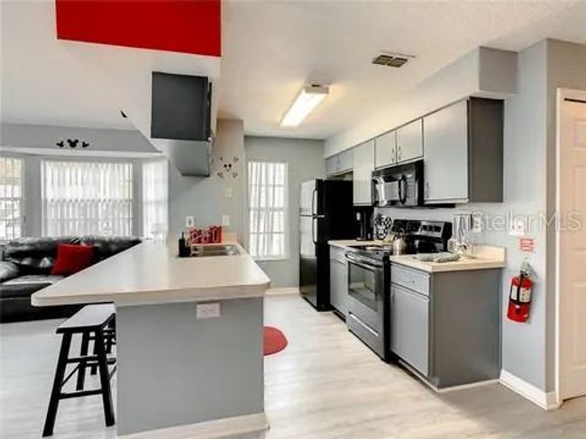 APT-58 - 5006 Laguna Bay Cir, Condo with 2 bedrooms, 2 bathrooms and null parking in KISSIMMEE FL | Image 4