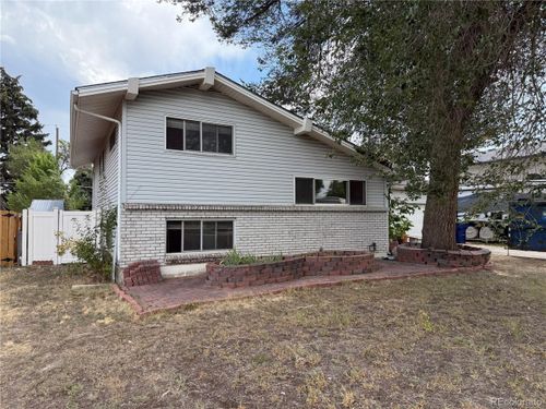 820 Explorador Calle, Denver, CO, 80229-5910 | Card Image