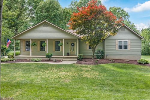 1312 Evelyn Ln, Akron, OH, 44306-4108 | Card Image