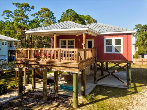 304 Bienville Blvd, Dauphin Island, AL, 36528-4525 | Card Image
