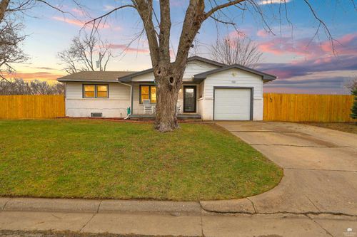 1361 Fogarty Dr, Junction City, KS, 66441-2073 | Card Image