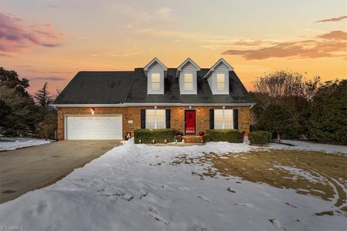 8205 Hunters Dr, Greensboro, NC, 27455-8330 | Card Image