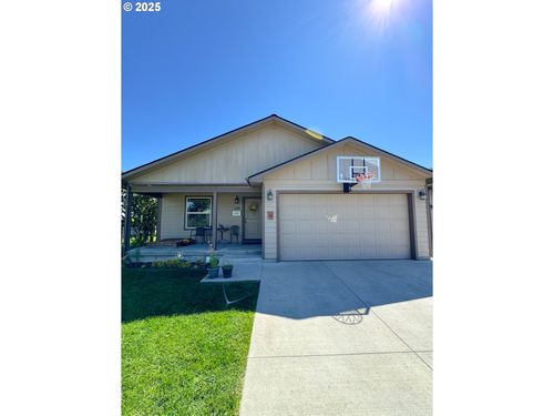 1295 D St, Baker City, OR, 97814-2244 | Card Image