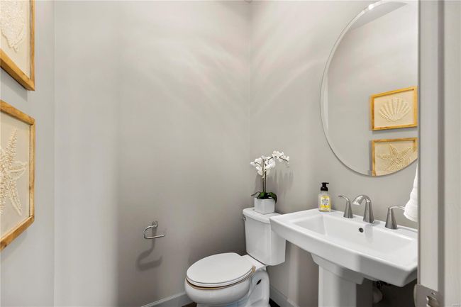 Photo representation of a similar home. Some features shown may be optional. | Image 17