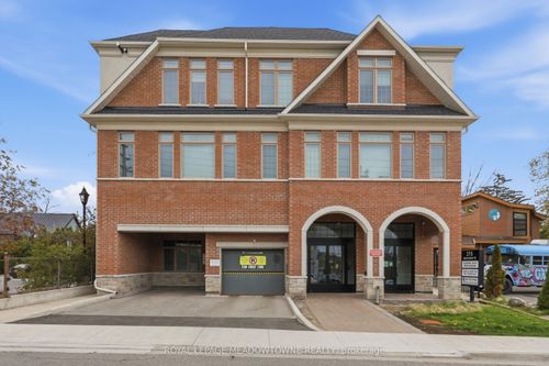 203-215 Broadway Street, Mississauga, ON, L5M1J1 | Card Image