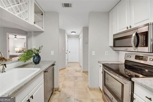 b141-3655 Habersham Rd Ne, Atlanta, GA, 30305-5416 | Card Image