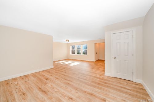 136 Artist Lake Drive, Brookhaven, NY, 11953 | Card Image